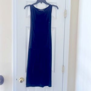 A Norma Kamali classic, stylish and comfortable. No longer a medium. Enjoyed!